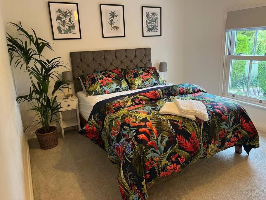 Chic 2 Bedroom Cottage Willingham  エクステリア 写真